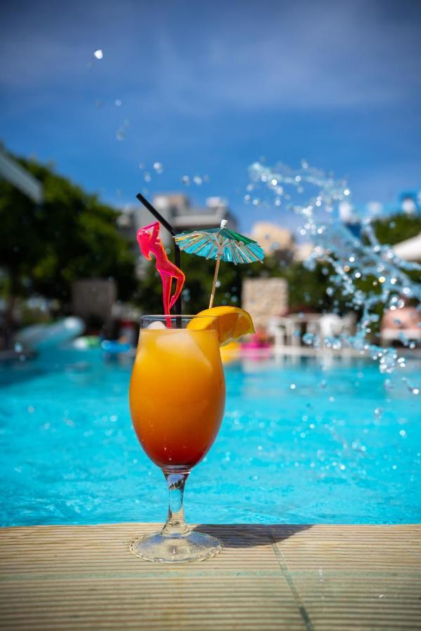 Ilyssion Holidays Hotel Ялиссос Экстерьер фото